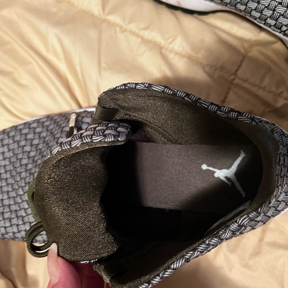 Air Jordon 13 - Picture 4 of 4